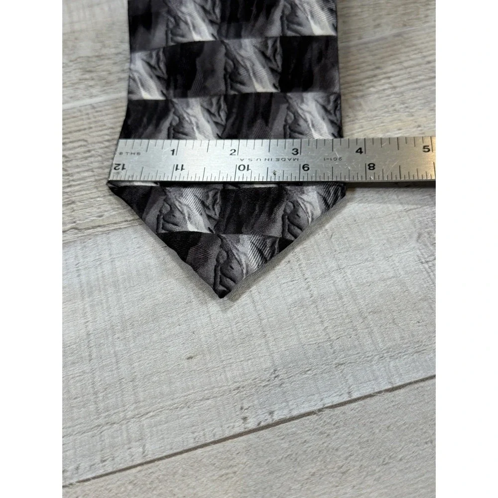 Stonehenge pattern distinctive collectors